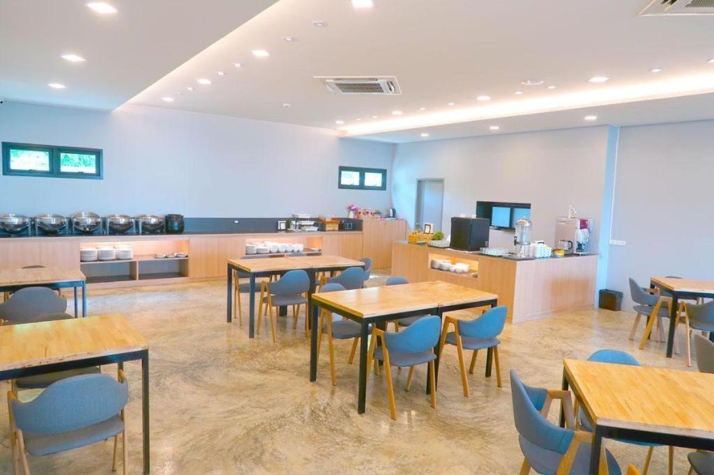 Sans Hotel Ratchaburi Ngoại thất bức ảnh